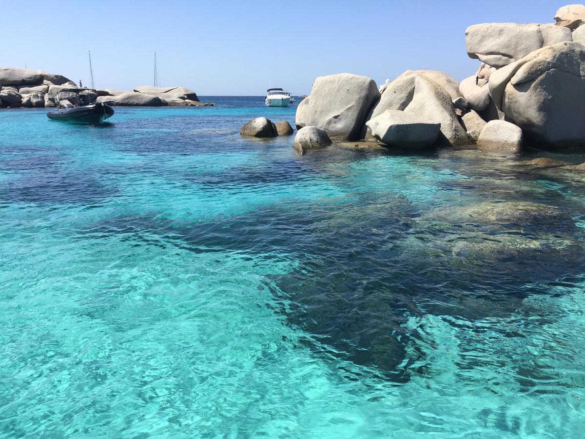 Casagliana Suite Resort Olbia Exteriör bild
